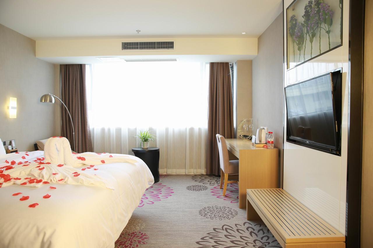 Lavande Hotel Chengdu North Kehua Road Exterior photo